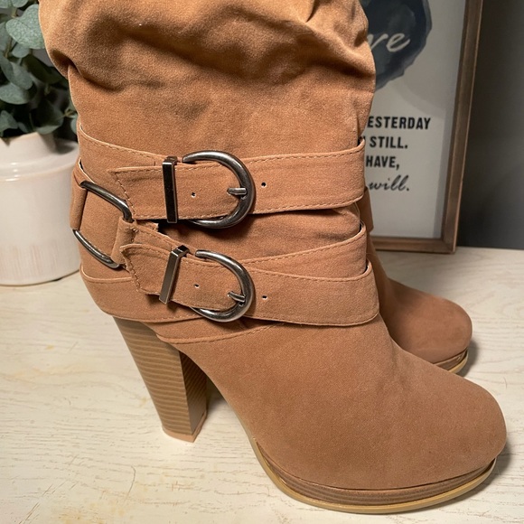 Charles Albert Knee-High Boots - Picture 9 of 10